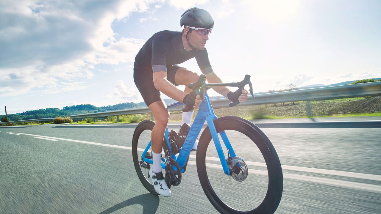 Canyon Aeroad CF SLX Canyon Aeroad CF SLX