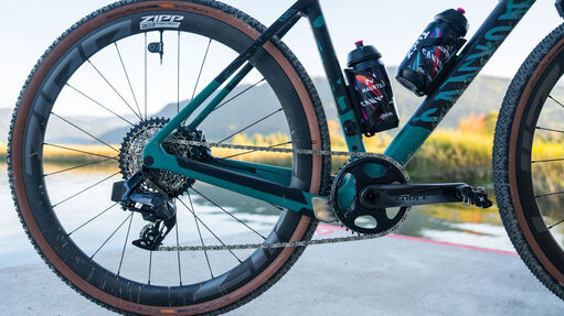 Průvodce převodov&yacute;mi poměry pro gravel kola: jak si vybrat mezi pohonem 1x a 2x