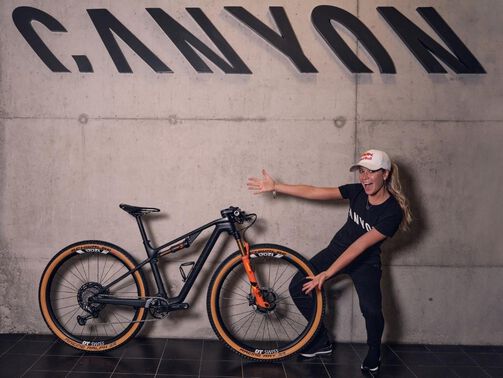 Canadian XCO Star Emily Batty signs for Canyon