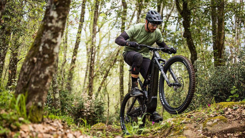 Canyon Spectral:ON CF Canyon Spectral:ON CF
