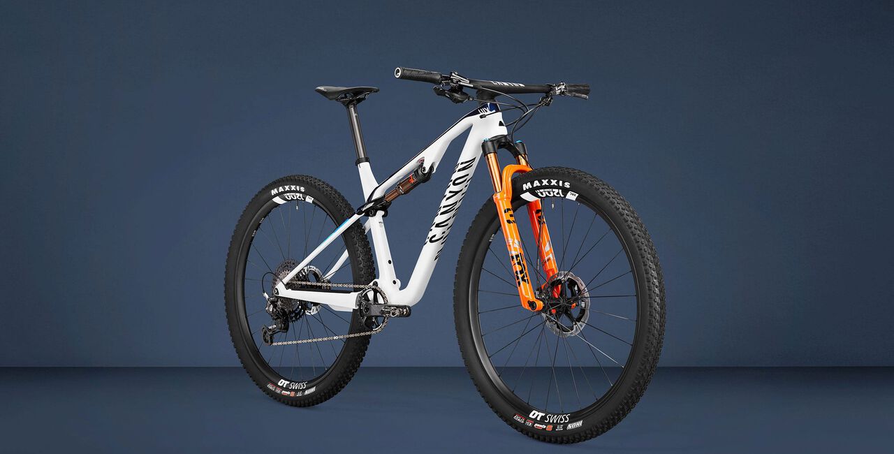 Canyon Lux CF SLX Canyon Lux CF SLX