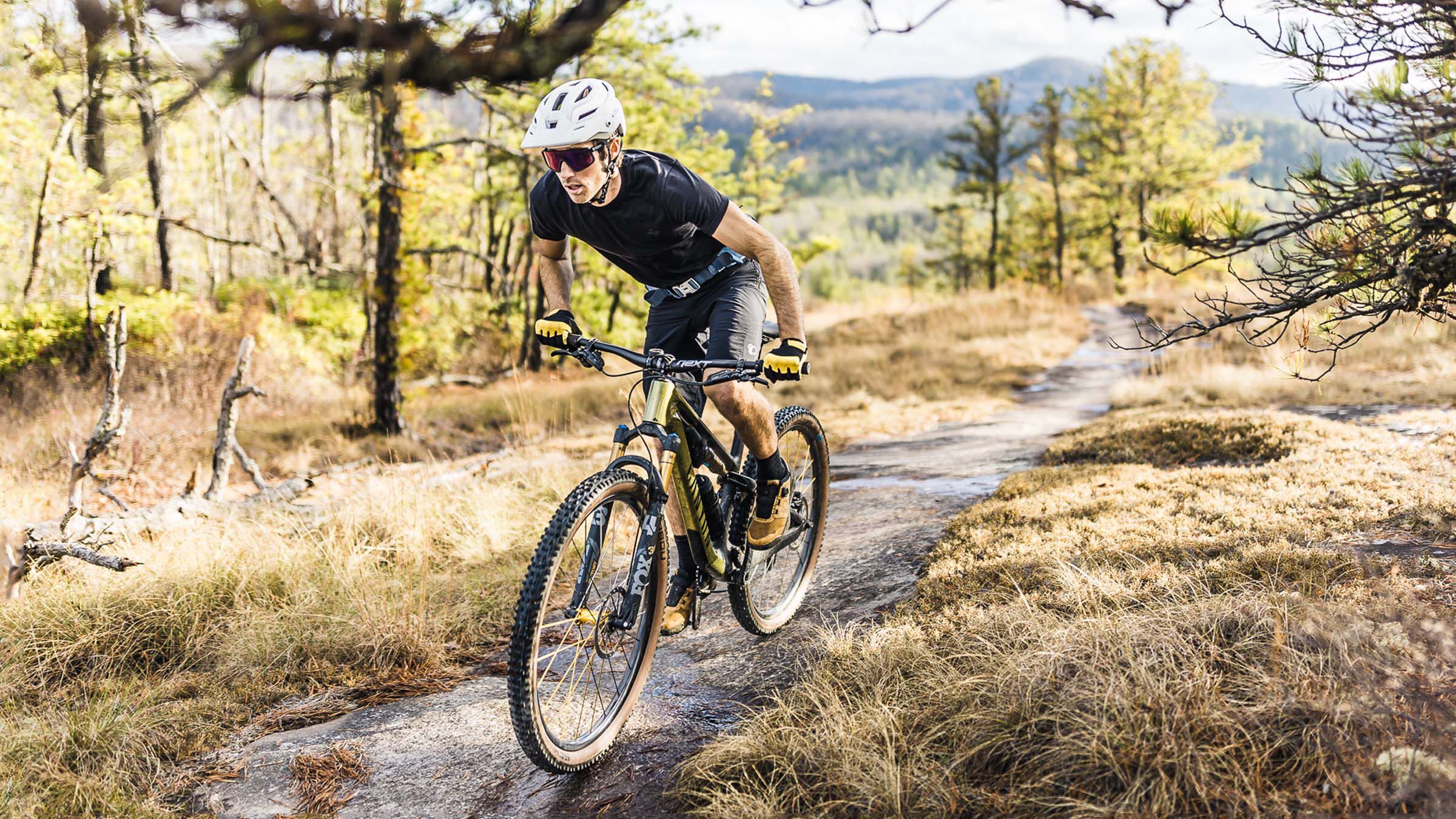 Neuron Lightweight and Durable Trail Bike CANYON AE
