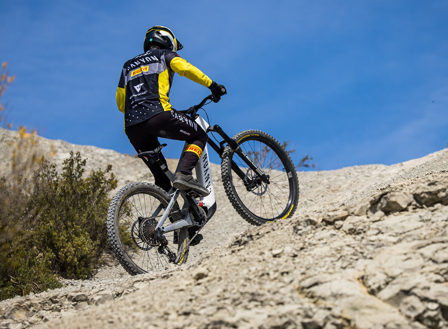 Canyon hotsell strive blue