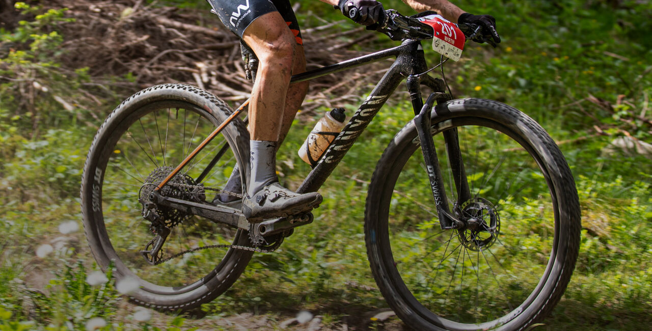 Cross Country Mountain Bikes XC CANYON IN