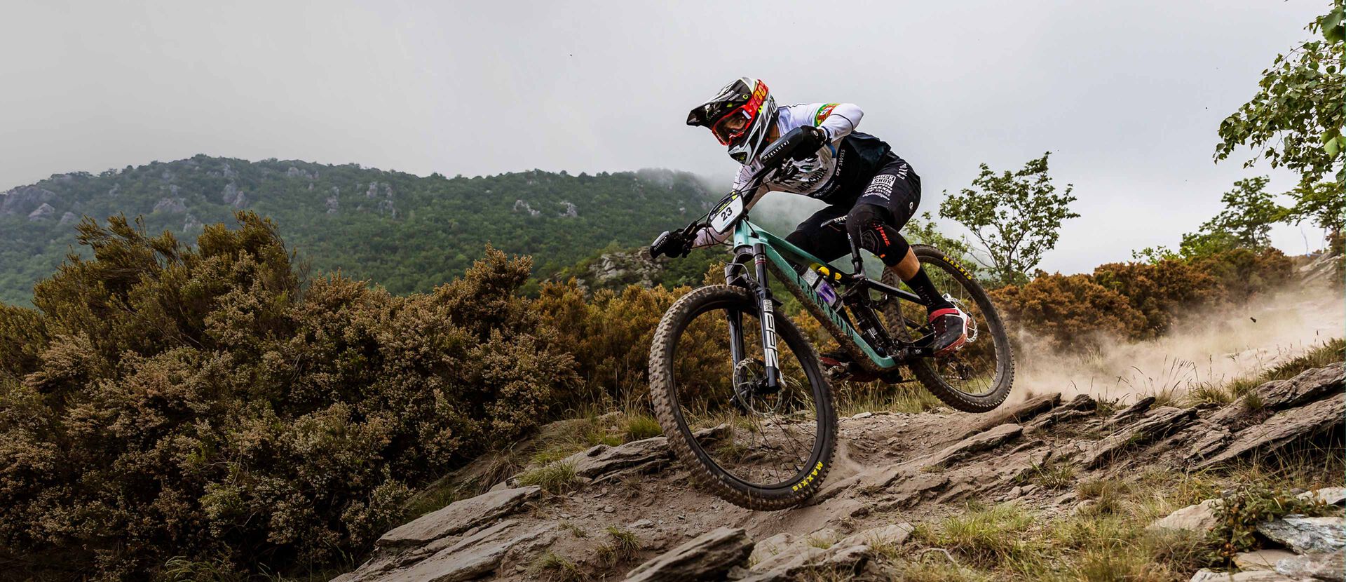 Comprar Bidones y Portabidones Bicicleta de Montaña MTB Enduro