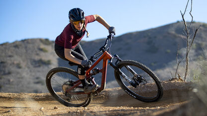 The Spectral 125 is available in aluminum and carbon 
