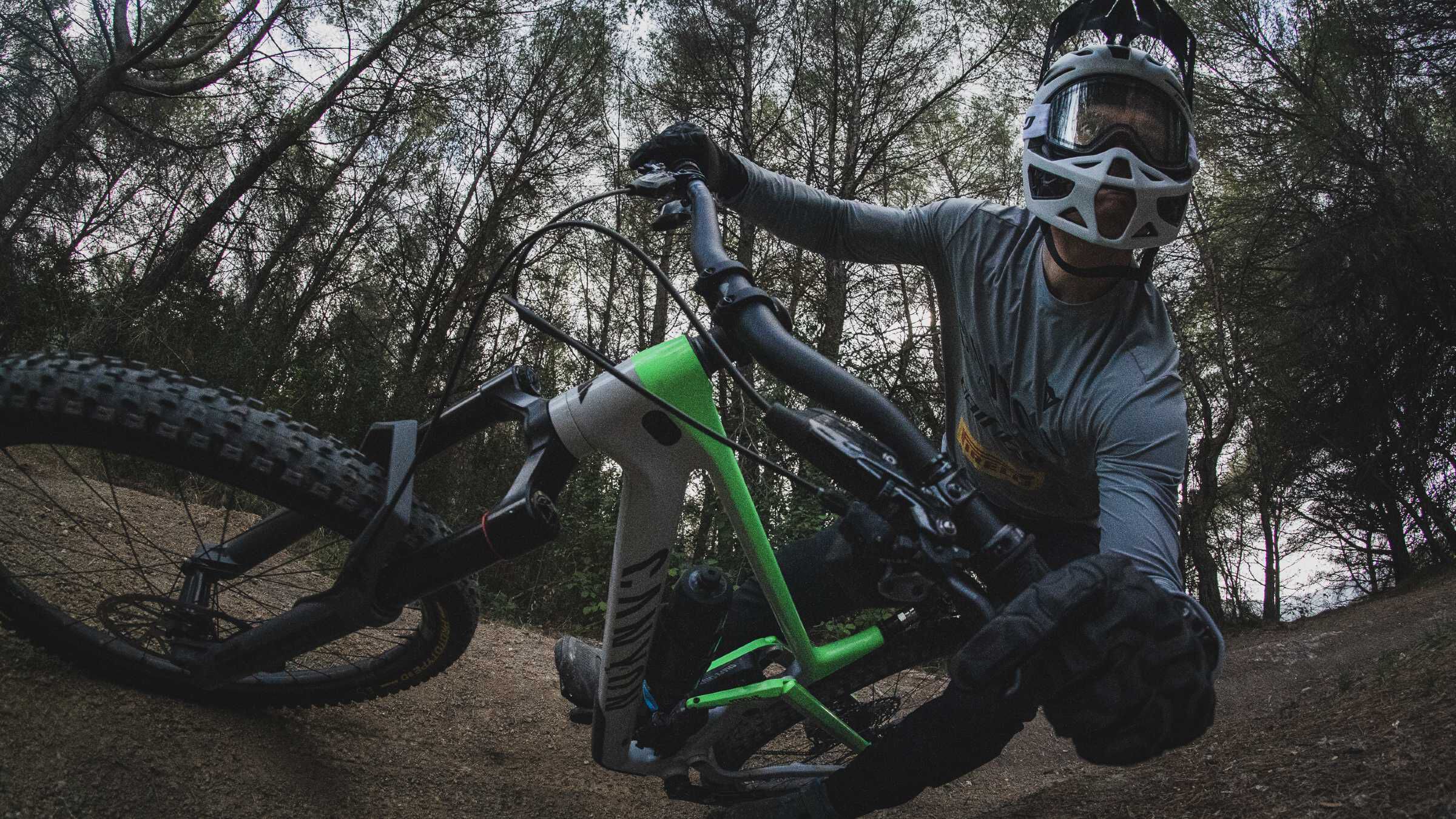 Dainese mountain hotsell bike