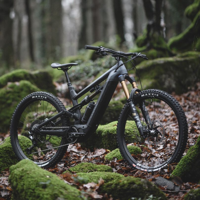 Full Suspension E-Mountain Bike