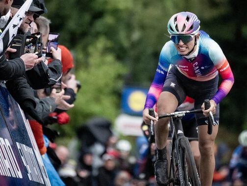 Expert Guide to Gear Shifting: Road Bike Tips from Canyon Pros  Expert Guide to Gear Shifting: Road Bike Tips from Canyon Pros