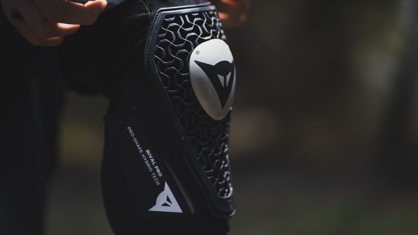 Canyon CLLCTV Dainese Enduro Team