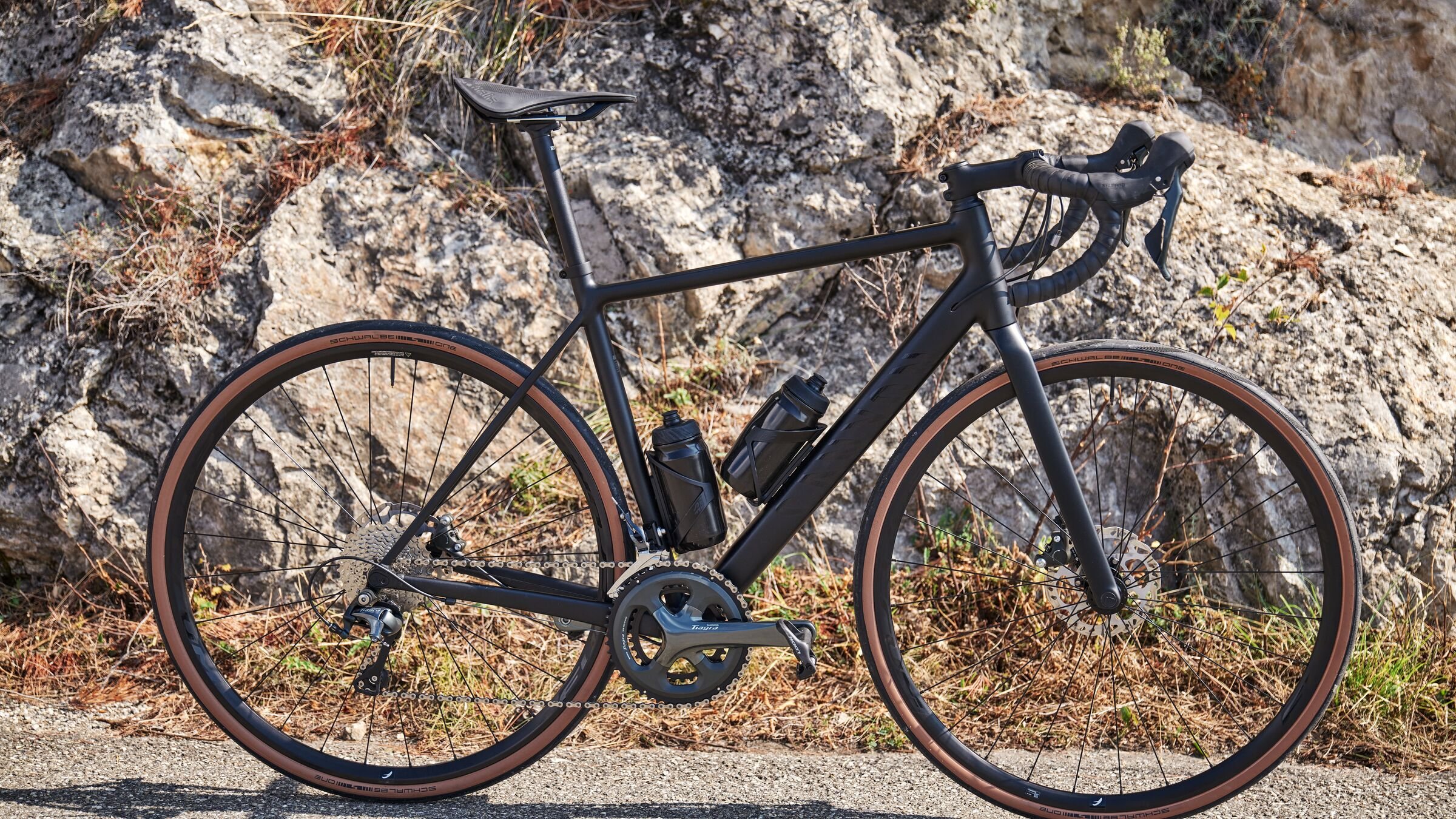 Entry level canyon road bike hotsell