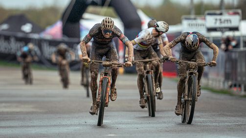 Canyon Launch 2022 Lux & Exceed Cross-Country Race Bikes: Trimmed To Win