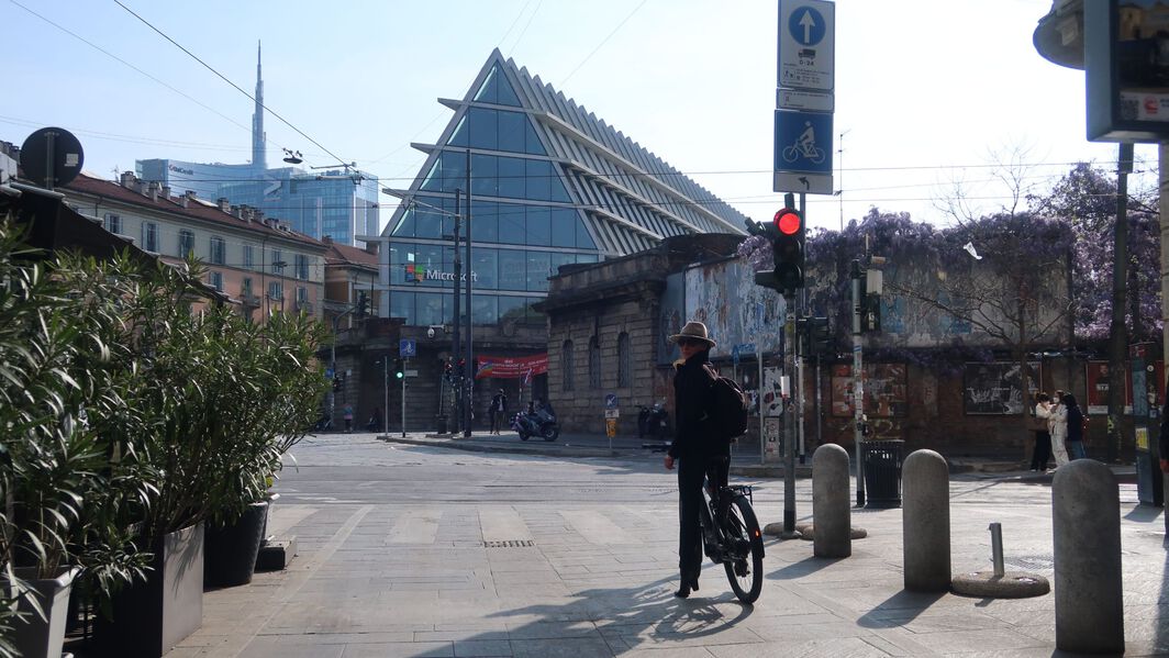 Milan by e-bike