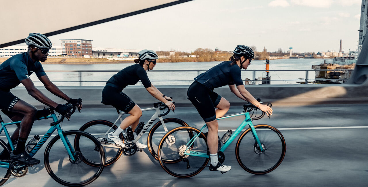 https://www.canyon.com/dw/image/v2/BCML_PRD/on/demandware.static/-/Library-Sites-canyon-shared/default/dw4af7edcf/images/plp/Road/world-teaser-endurance.jpg?sw=1280&sh=650&sm=cut