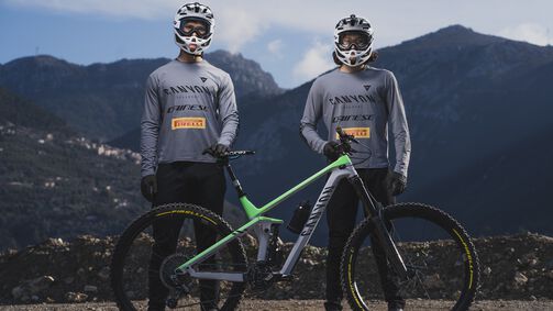 Uma nova equipa para novos talentos: a Canyon CLLCTV Dainese Enduro