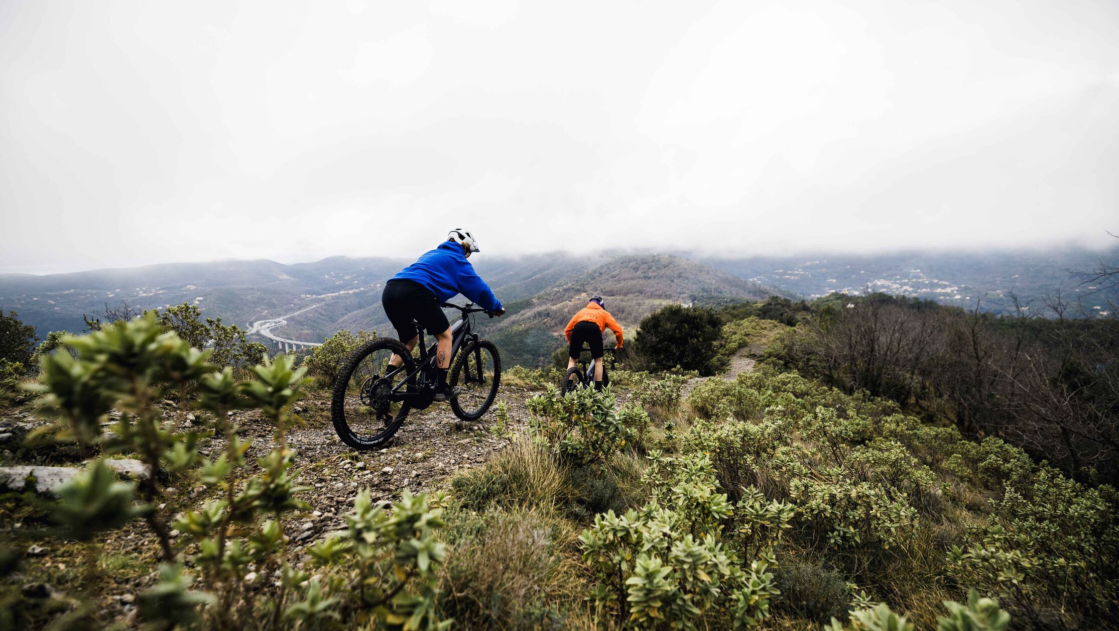 Consider gear range, weight, and durability when choosing a mountain bike groupset