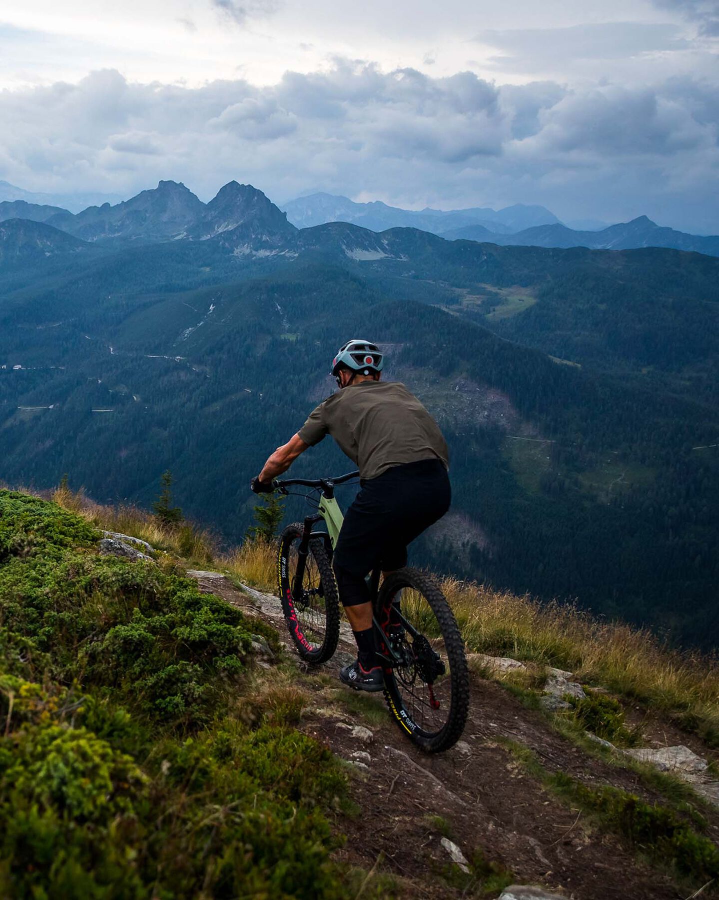 Trail Bikes