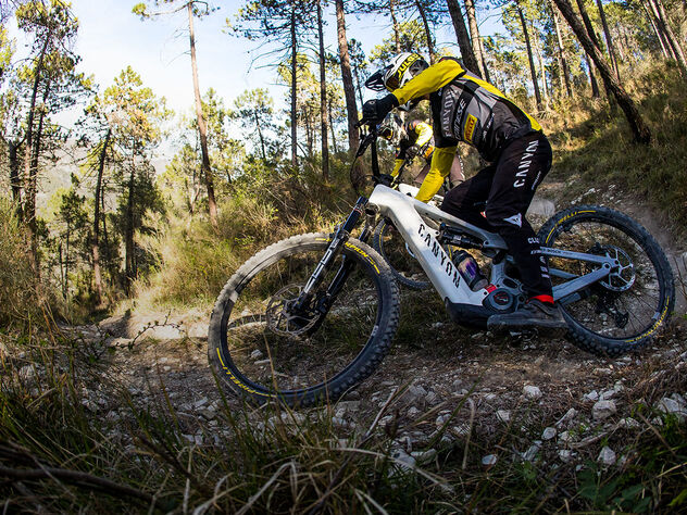 Canyon e-MTBs