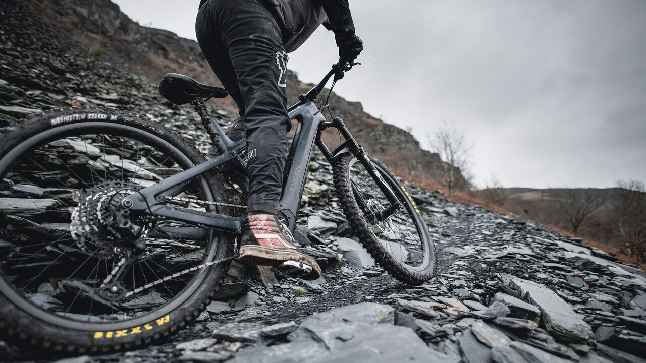 Electric Full Suspension Mountain Bikes Spectral On Canyon Us