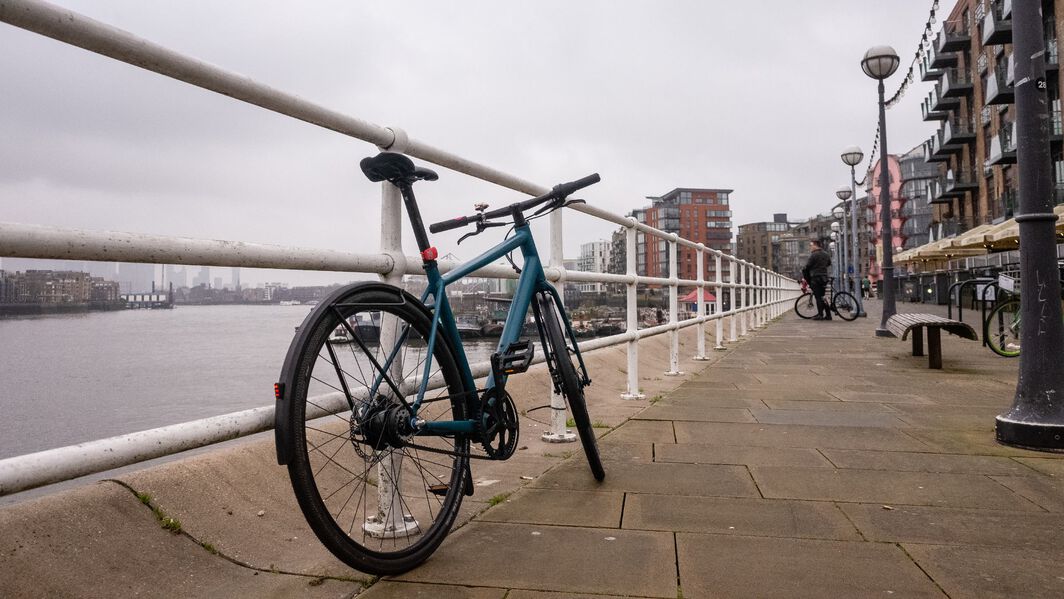 Naar het werk op de fiets in de winter