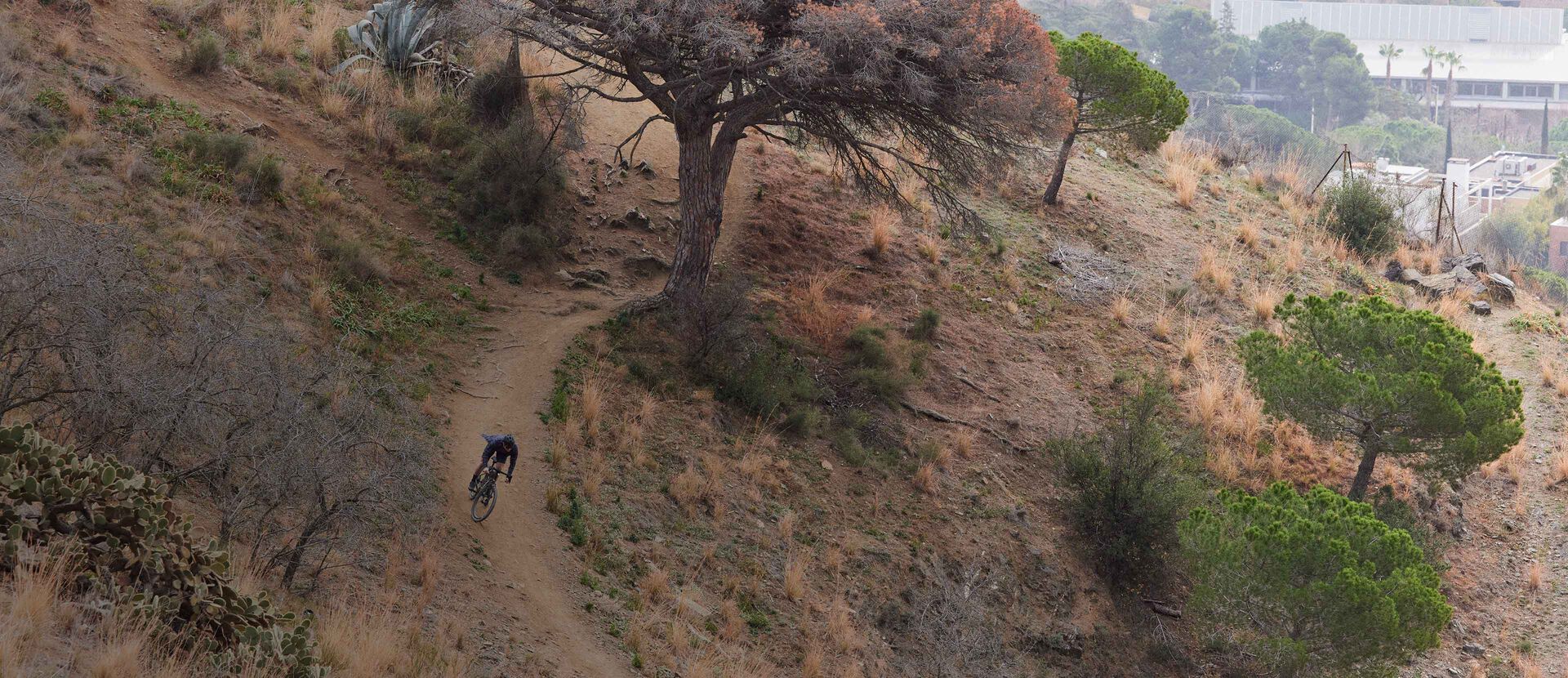 Abbigliamento da ciclismo per l'avventura