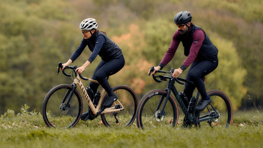 Which is the best material for your gravel bike: aluminum or carbon fiber? Which is the best material for your gravel bike: aluminum or carbon fiber?