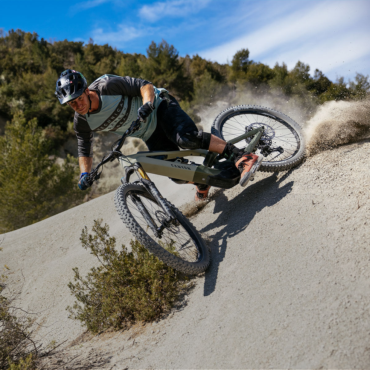 Electric Bikes E Bikes CANYON US