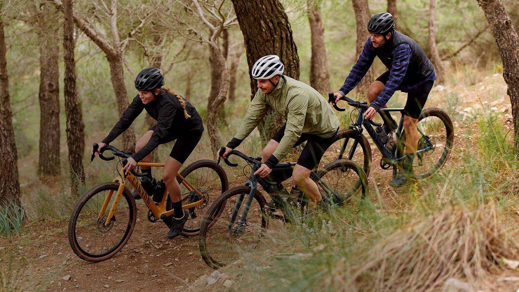 Embark on new adventures with the adaptable gravel bike, perfect for navigating diverse terrain.