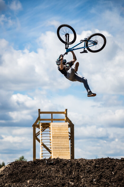 Dirt Jump Bike |