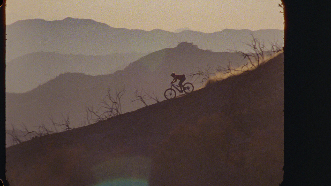 Discover LA's MTB trails with Canyon