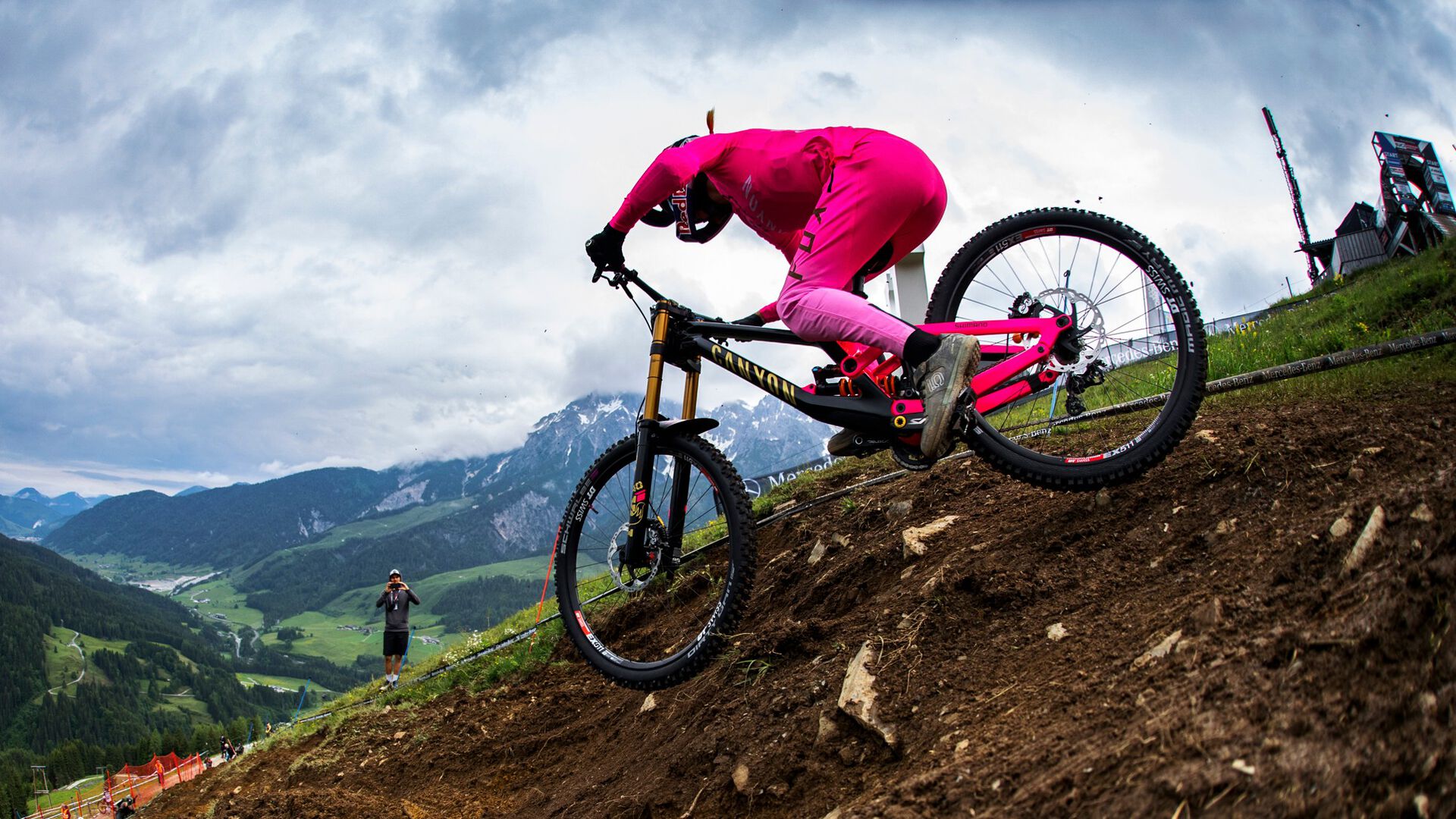 Tahnee Seagrave in training at the World Cup in Leogang.