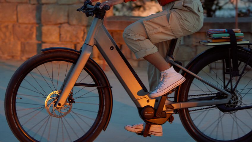 Canyon launches aluminium version of e-city bike Precede:ON