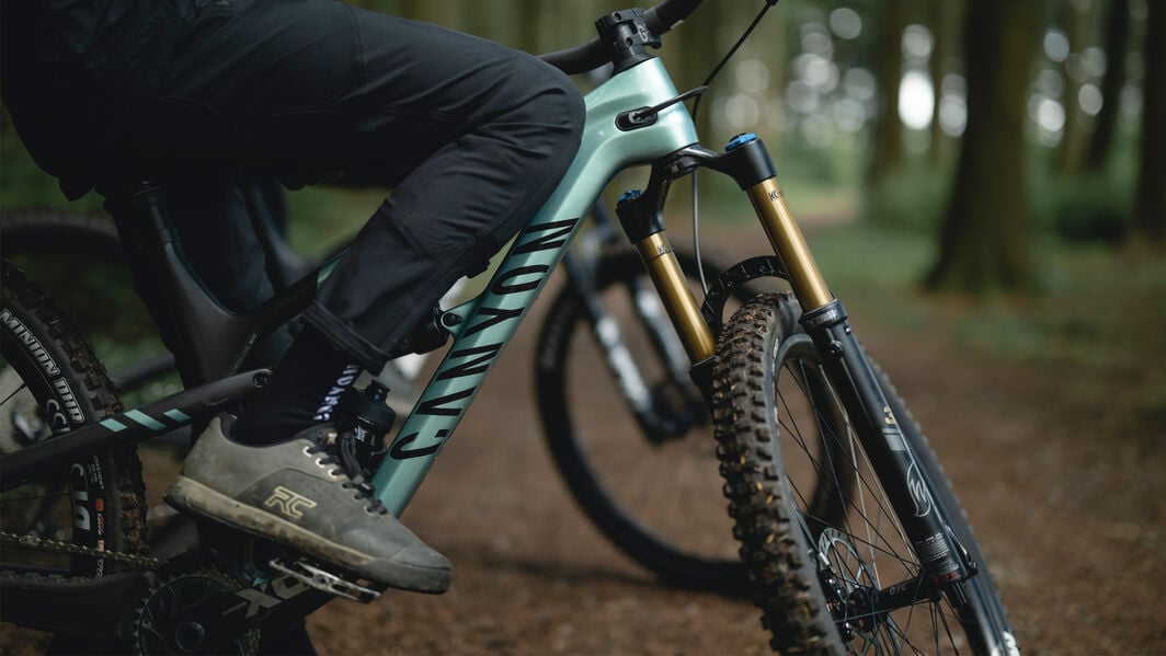 Challenge yourself on board a 29er mountain bike Challenge yourself on board a 29er mountain bike