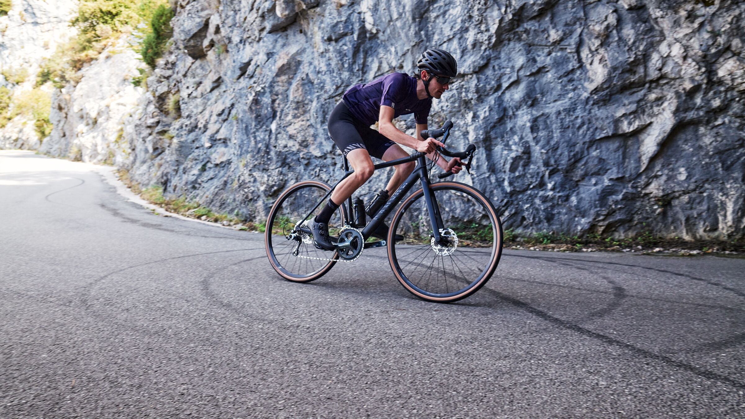 Canyon entry cheap level road bike