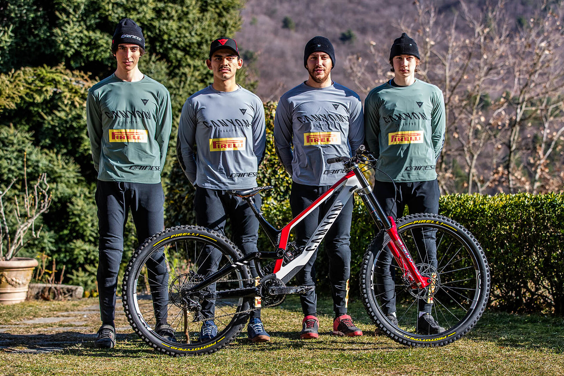 Henri Kieffer and his teammates at Canyon CLLCTV