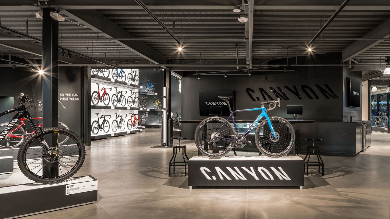 Canyon Showroom