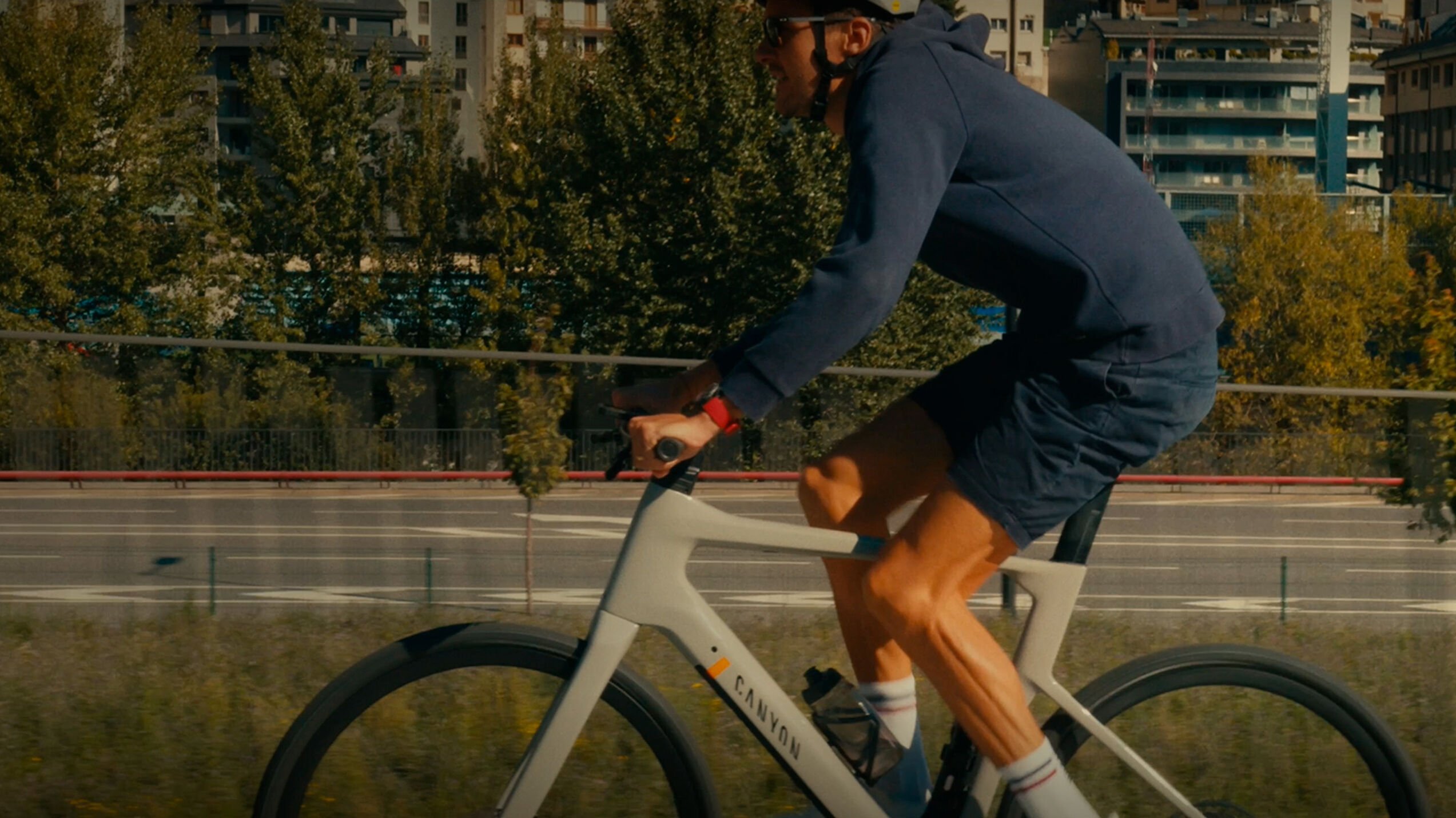 Canyon Roadlite:ONfly CF