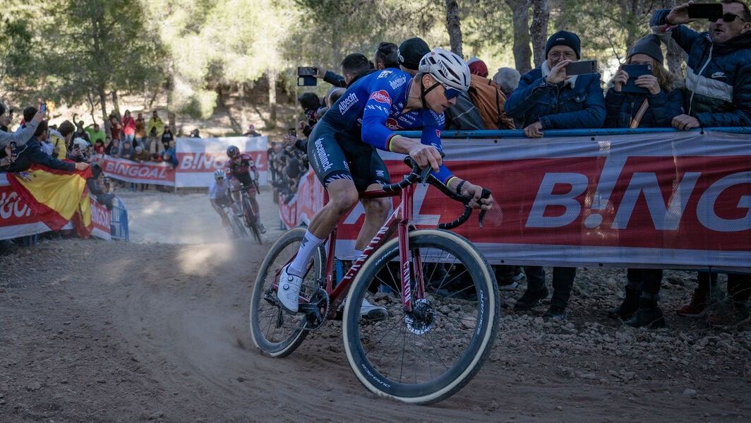 Six-time Cyclocross World Champion Mathieu Van Der Poel demonstrates his mastery on his Canyon Inflite CF SLX through the thrilling Cyclocross race.