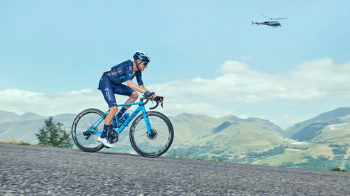 Perfect balance: Canyon unveil 5th-generation Ultimate road race bike