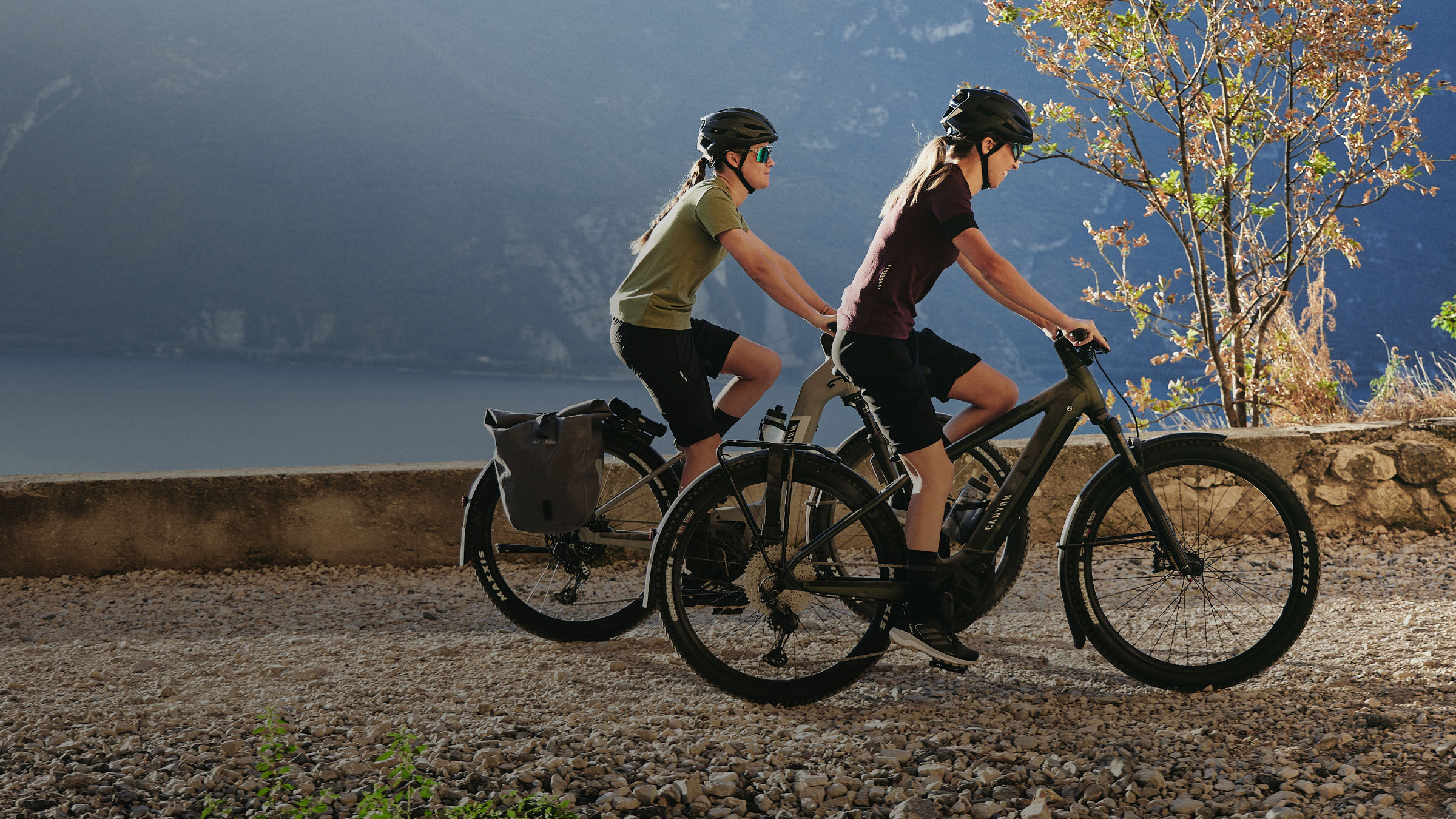 Canyon touring bike new arrivals