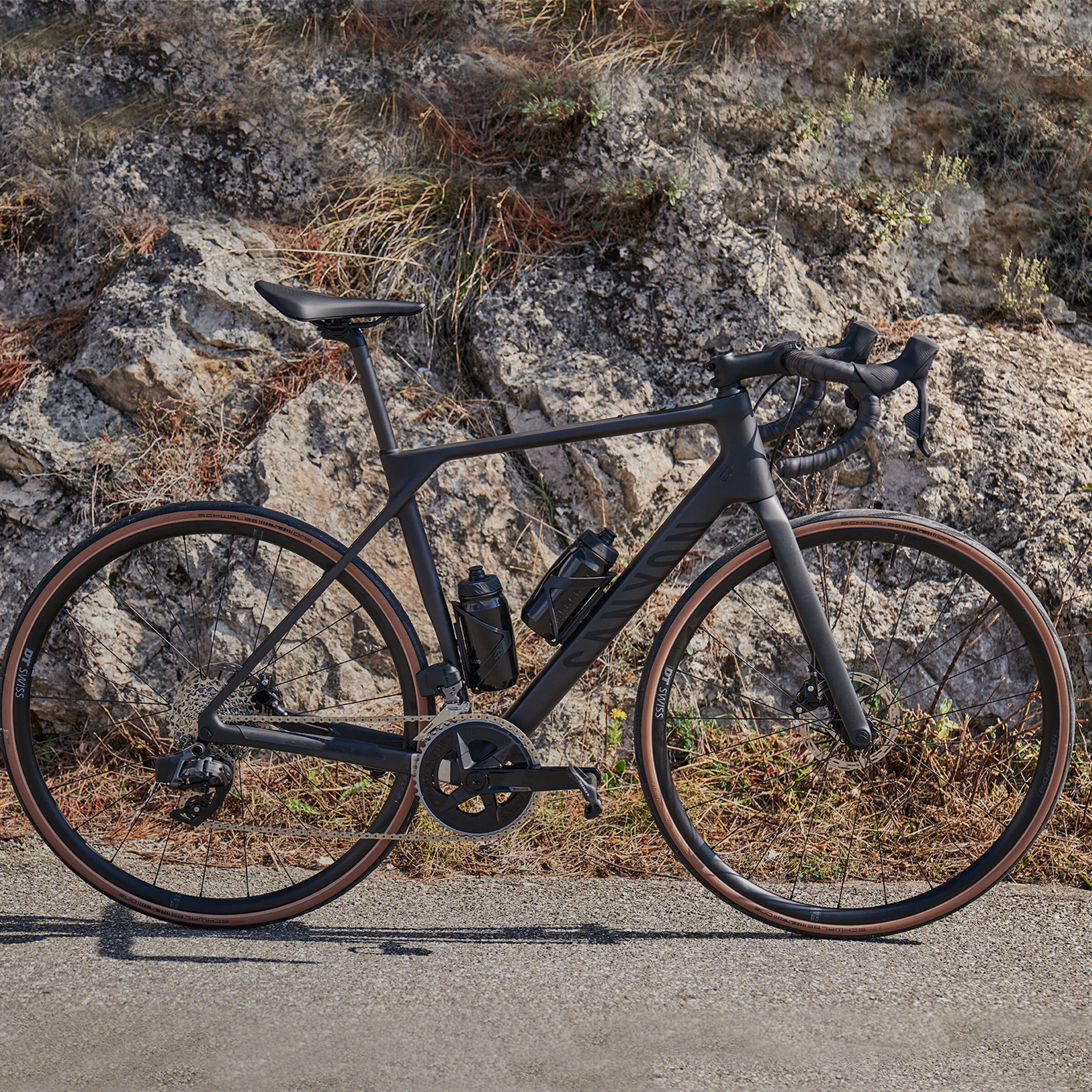 Velos Gravel ou velos de route atouts et differences CANYON CH