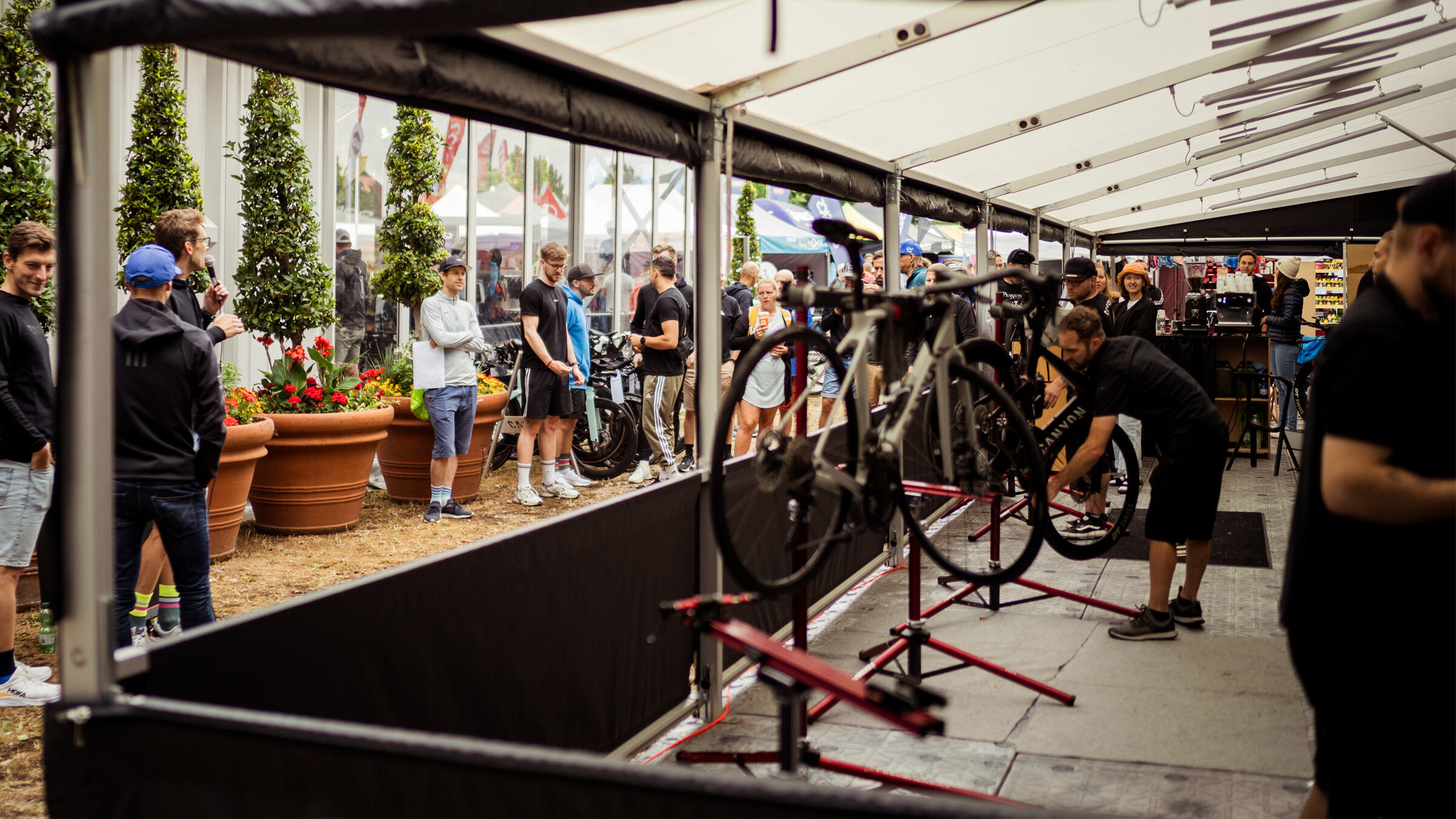 World deals bike store