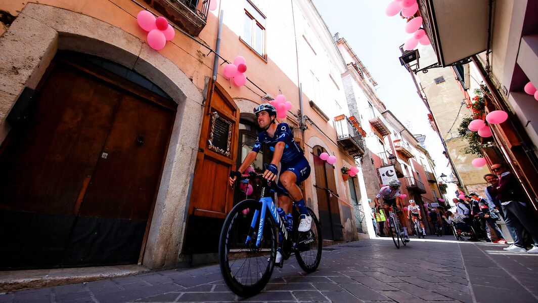 Giro d’Italia 2023 Route, riders and TV coverage CANYON US