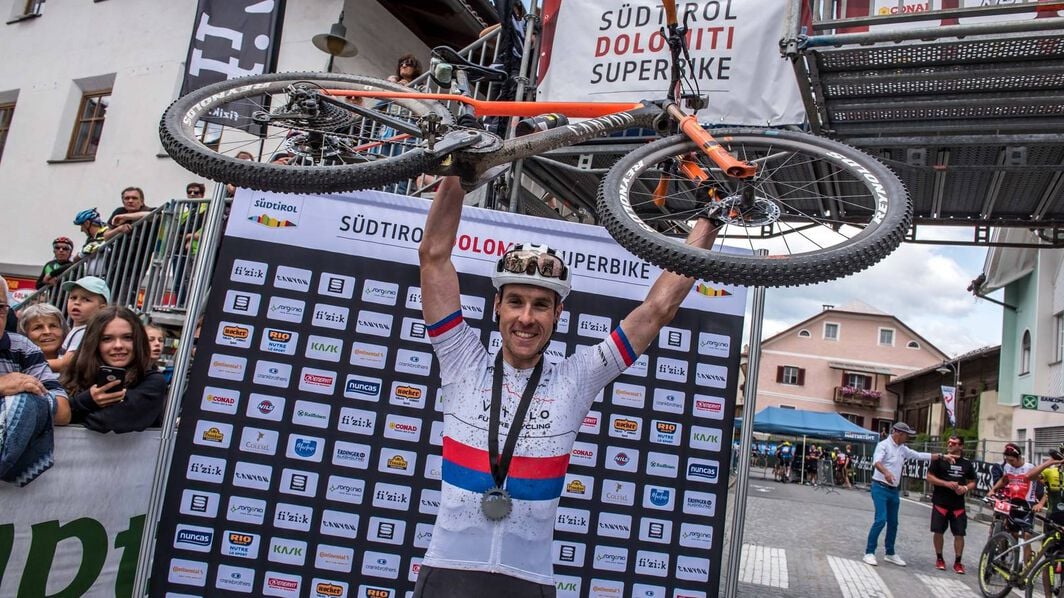 Odzież i wyposażenie na wyścigi MTB Odzież i wyposażenie na wyścigi MTB