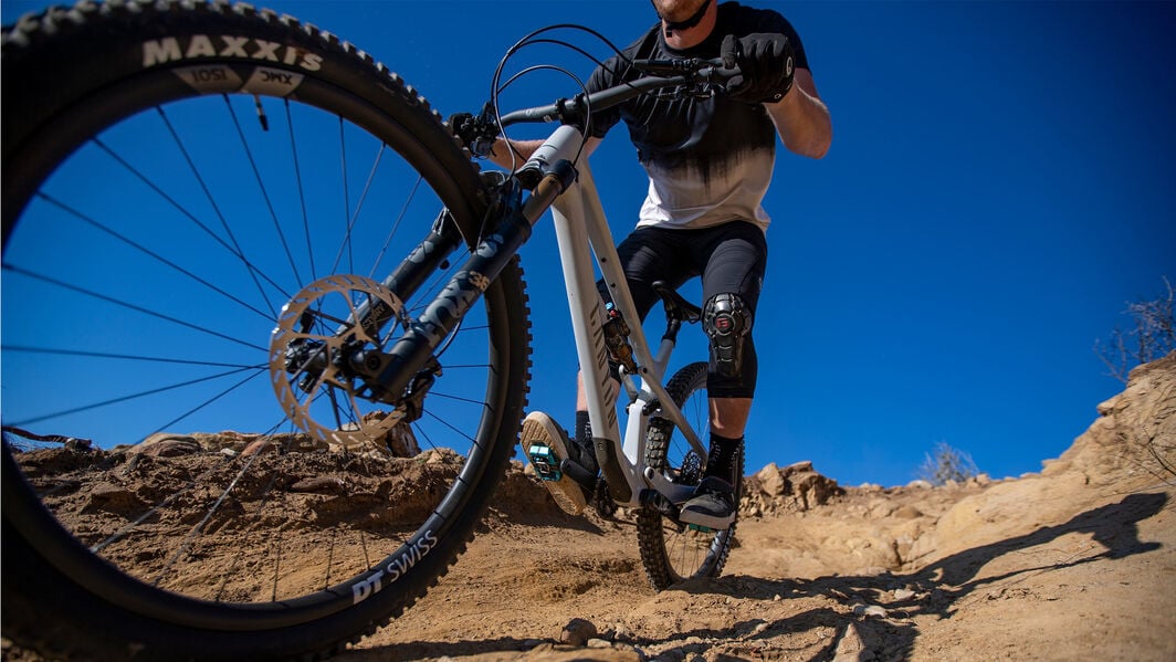 Running your bike on tubeless tyres gives you more range for your pressure setup Running your bike on tubeless tyres gives you more range for your pressure setup