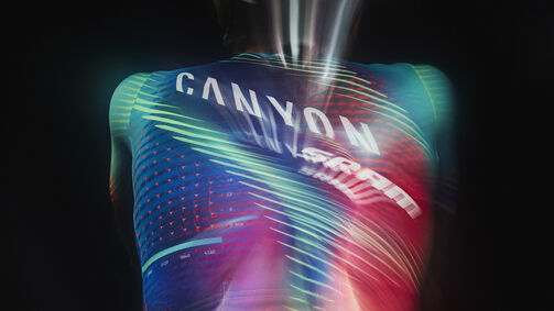 Détails harmonieux : Le kit 2024 de CANYON//SRAM Racing a été dévoilé 