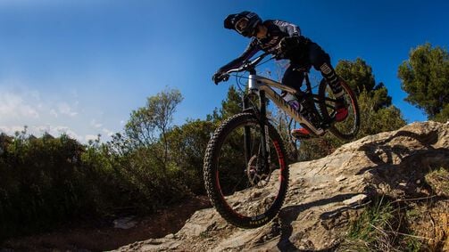 Ready to race - Canyon stellt das neue Enduro Race Bike Strive CFR vor