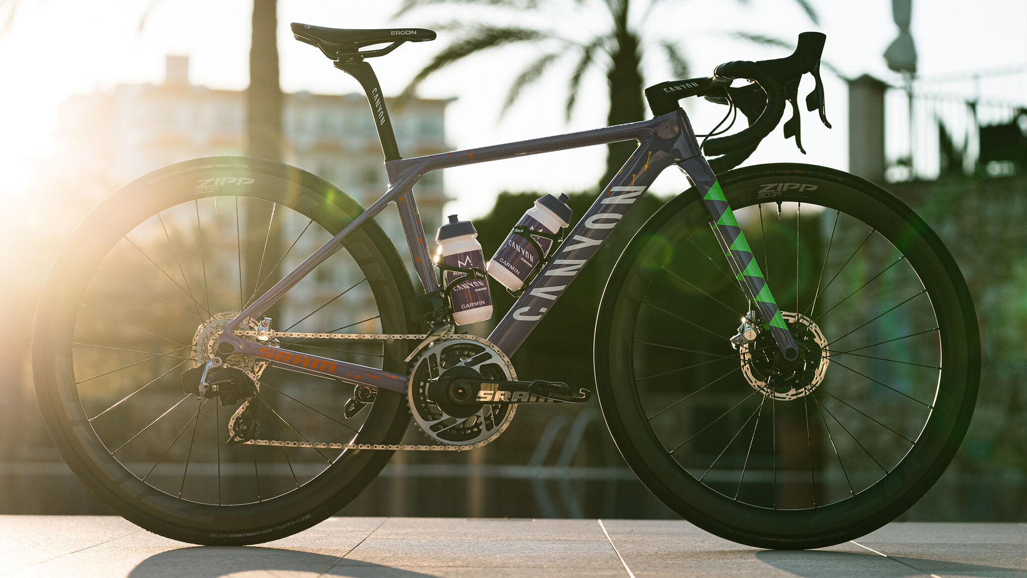 Bicicletas de carretera de los equipos profesionales de Canyon 