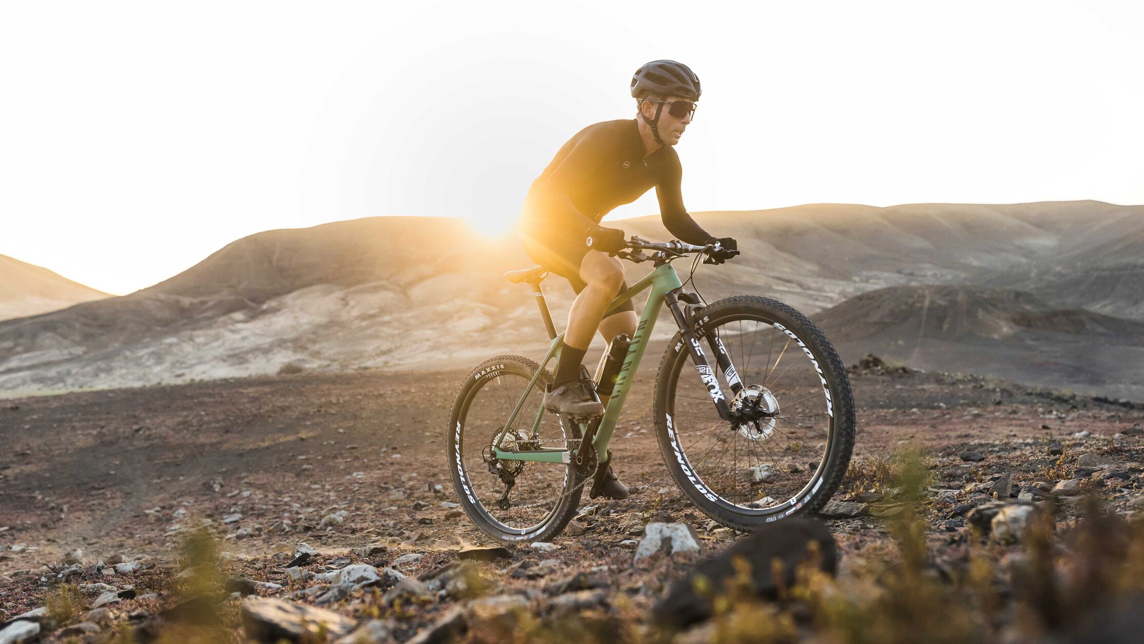 Downcountry vs cross-country vs trail bikes: Canyon Exceed CF