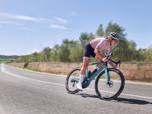 How to brake like a pro on a road bike: Improve your technique  How to brake like a pro on a road bike: Improve your technique